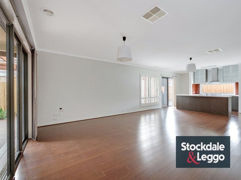 33 Tarwin Drive MERNDA, Mernda - Thumbnail 6