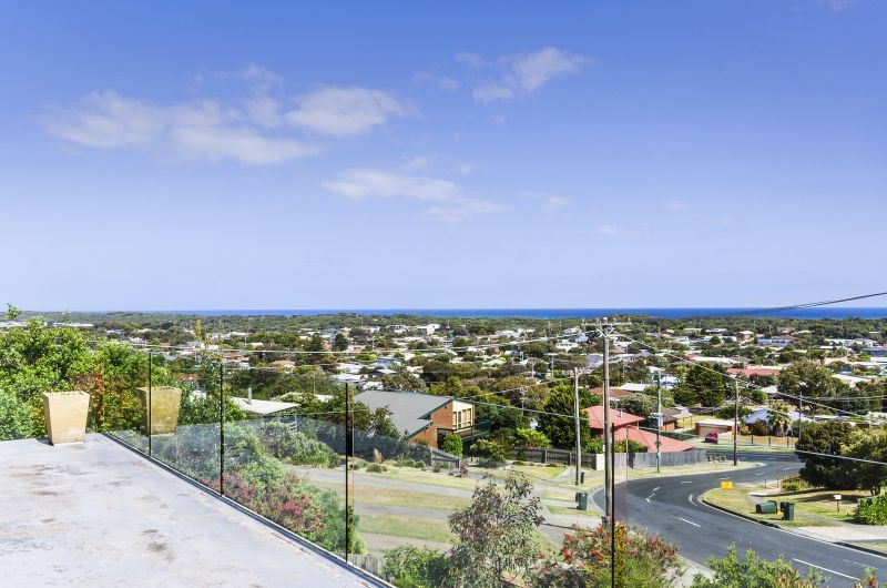 47 Halibut Avenue Ocean Grove VIC, Ocean Grove - Thumbnail 4