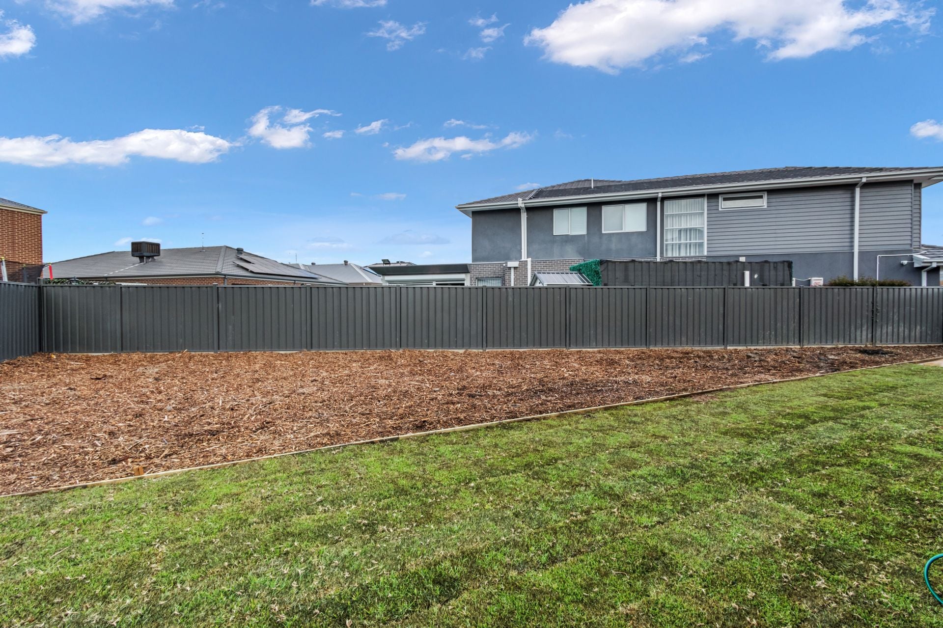 STYLISHNESS, SIZE & LOCATION, WHAT A WINNER!  ** ON HOLD **