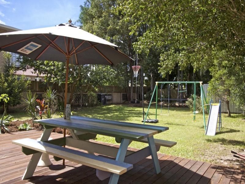 20 St Kilda Crescent TWEED HEADS WEST NSW, Tweed Heads West - Thumbnail 2