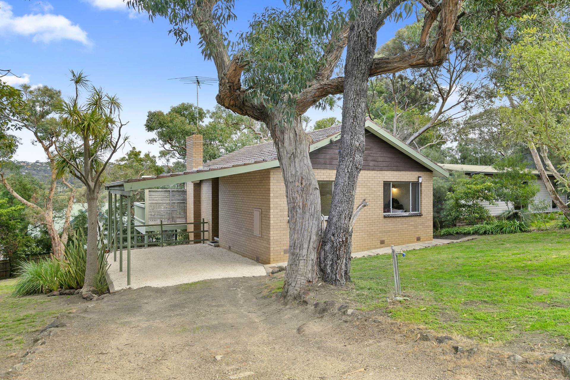 12 Hillcrest Road, Anglesea - Thumbnail 2
