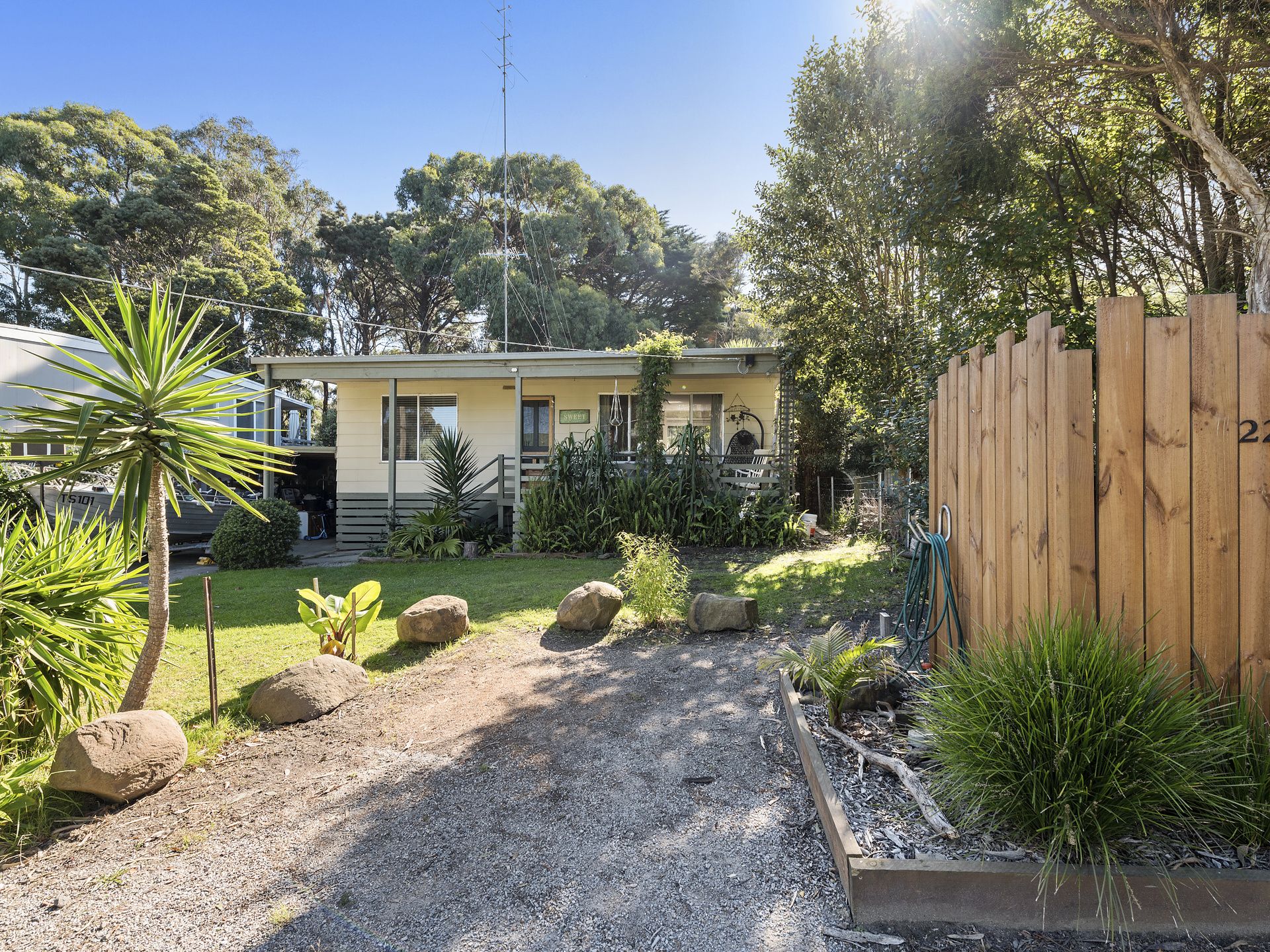 22 Point Avenue, Skenes Creek - Thumbnail 2