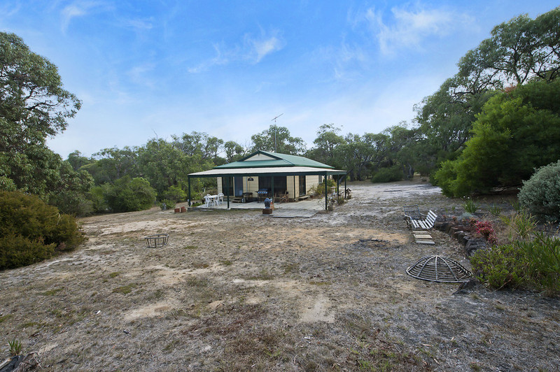 20 Gilbert Street, Aireys Inlet, VIC, Aireys Inlet - Thumbnail 2