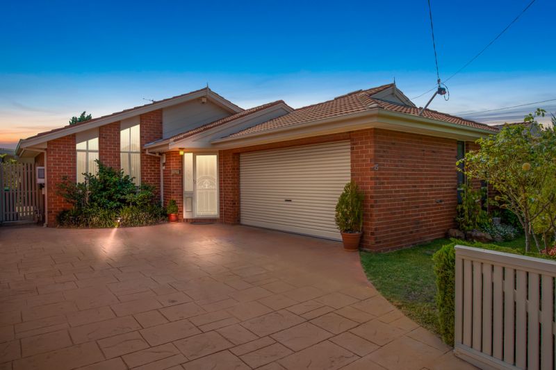 15 Nelson Avenue, Altona Meadows - Thumbnail 2