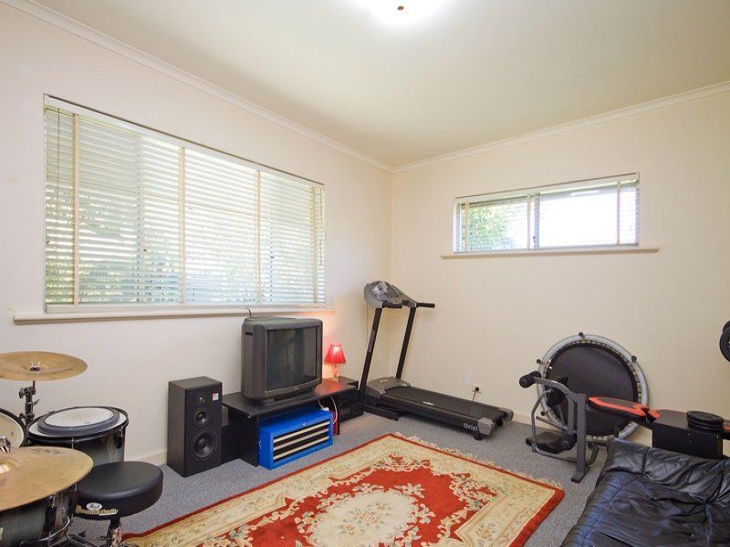 8 Albion Avenue Glandore 5037
