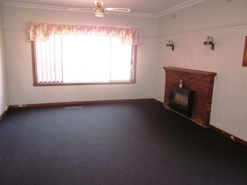 WELL- LOVED THREE BEDROOM HOME !