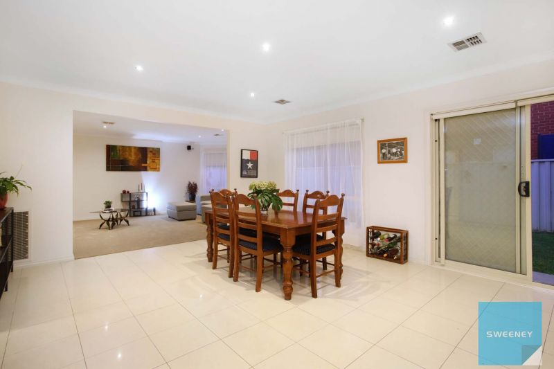 21 Highbury Close, Caroline Springs - Thumbnail 5