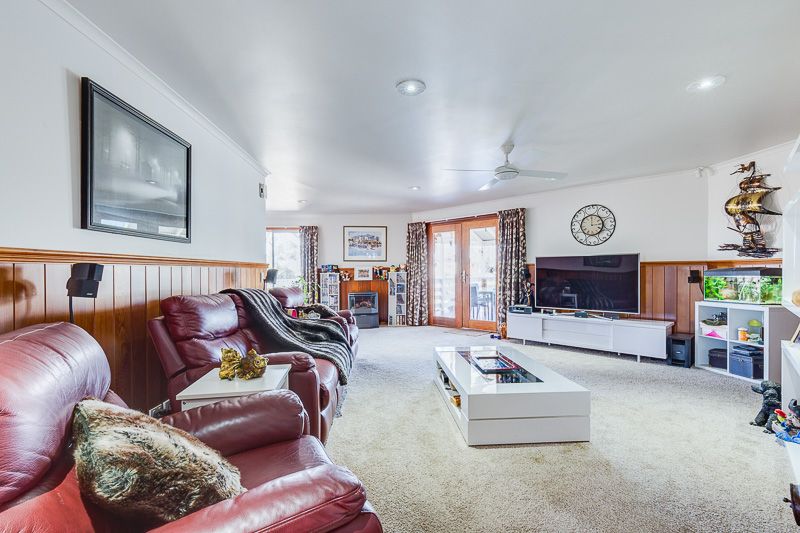 49 Clifton Drive, Bacchus Marsh - Thumbnail 5