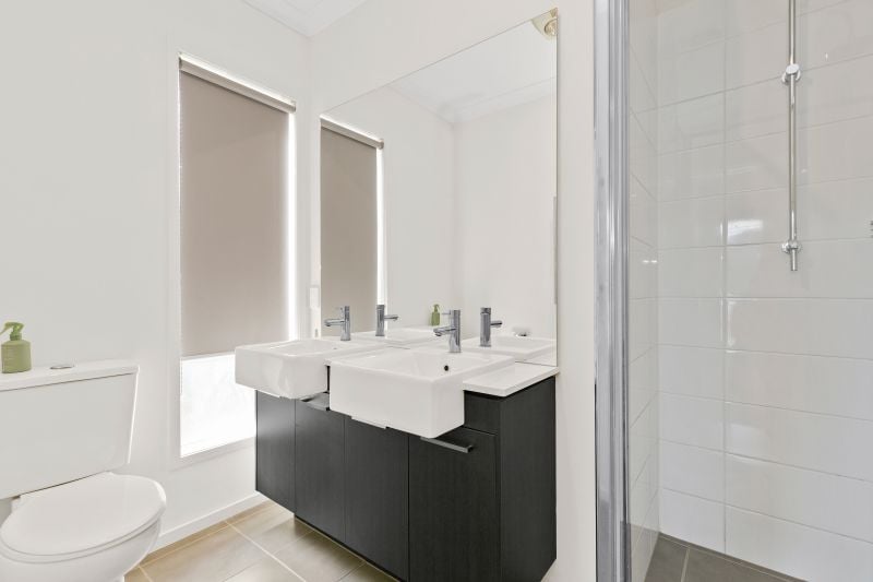 104 Mernda Village Drive, Mernda