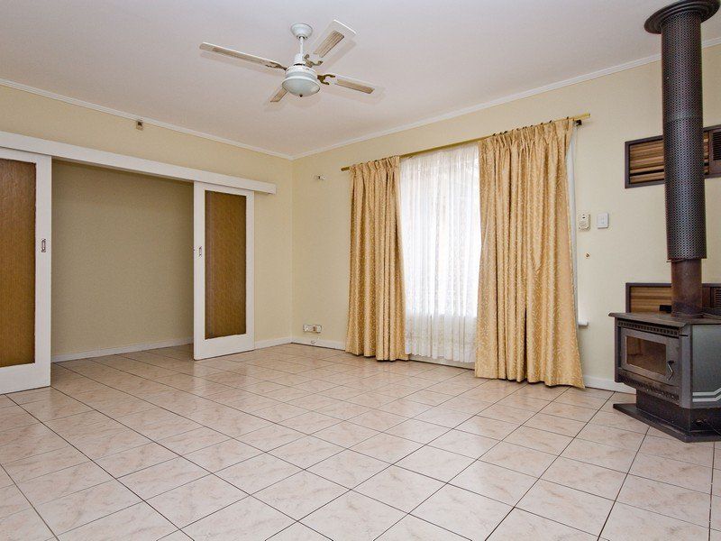 13 Dobson Drive Pooraka 5095