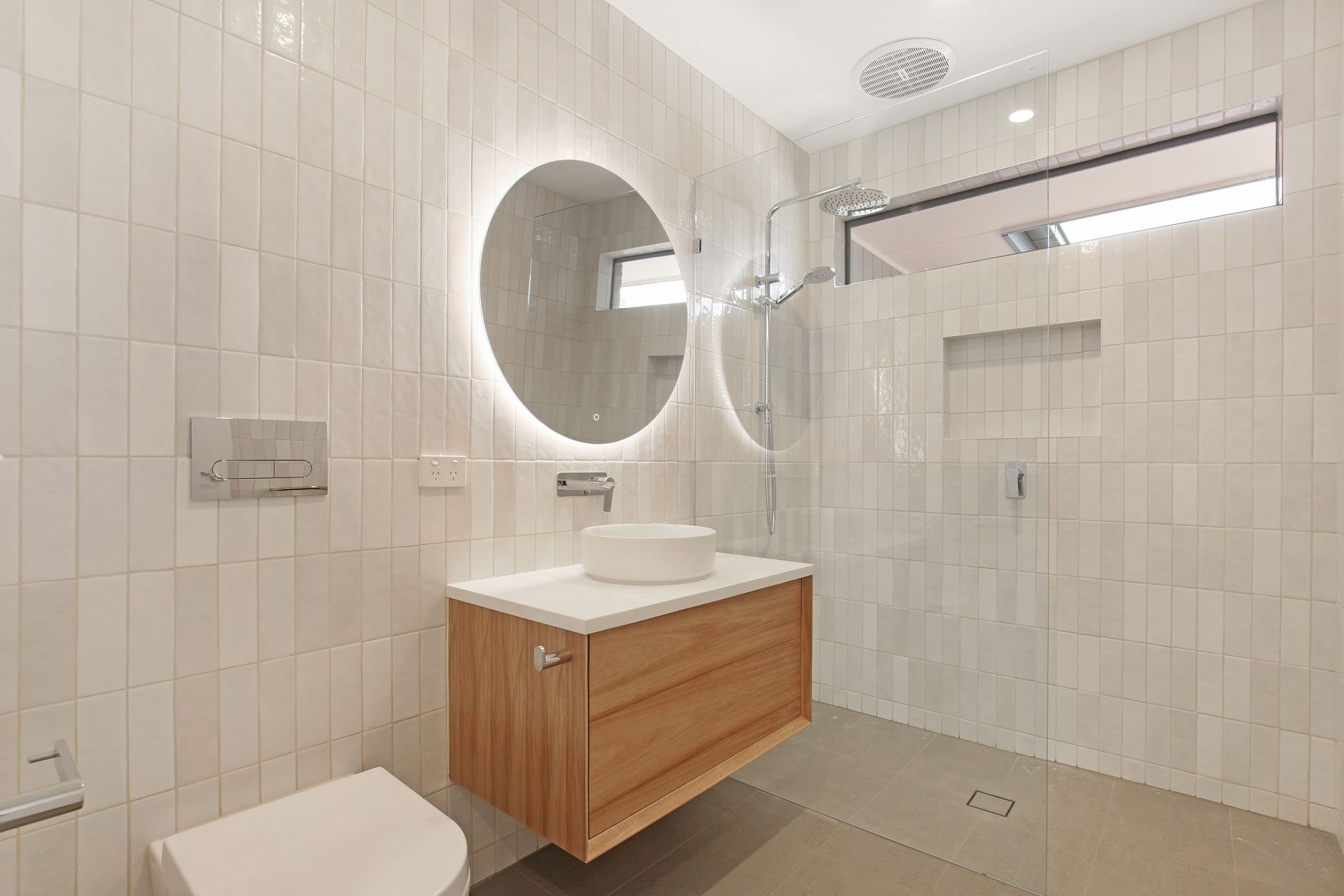 Fully renovated family delight!