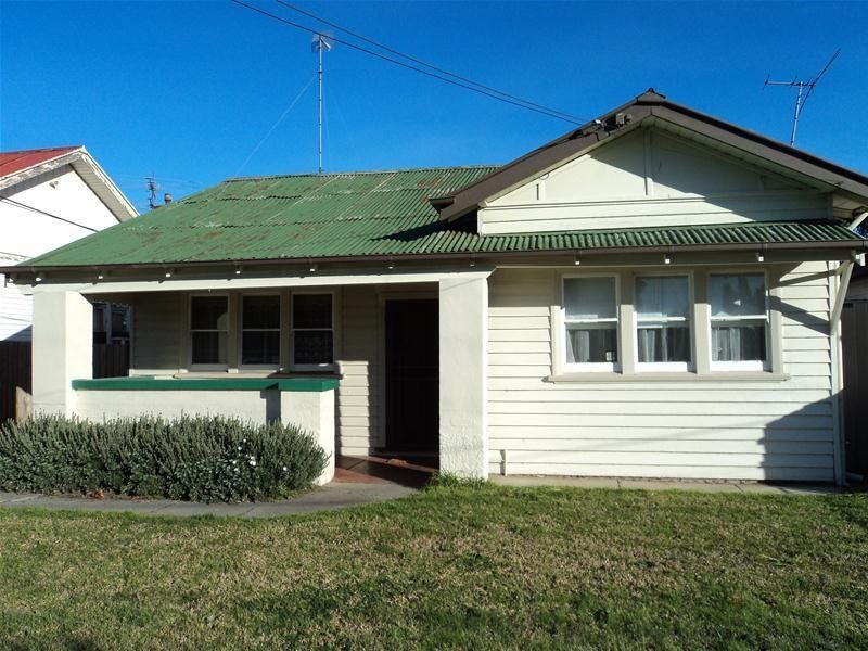 CLOSE TO ALL AMENITIES!