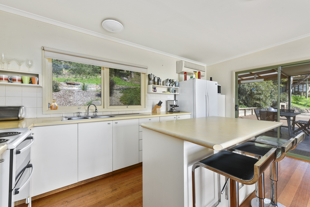 1 Gibson Avenue, Kennett River, VIC, Kennett River - Thumbnail 8