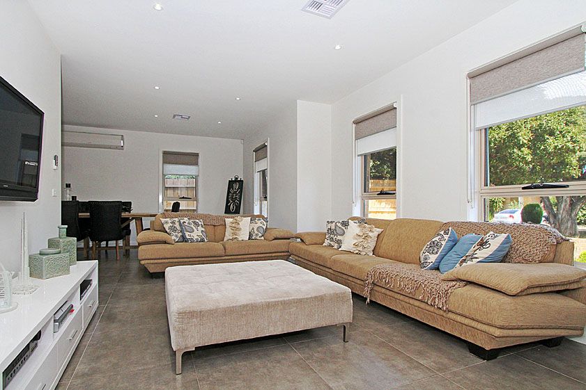 Stylish and Contemporary, Executive Living. Only 11kms From the City.