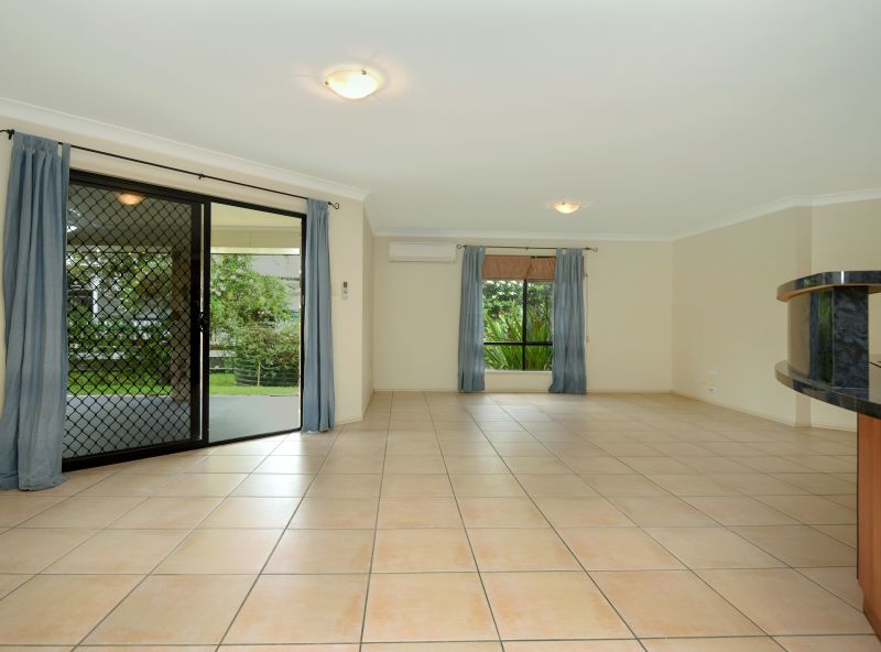 63 Hogg Street, Cranley QLD, Cranley - Thumbnail 4