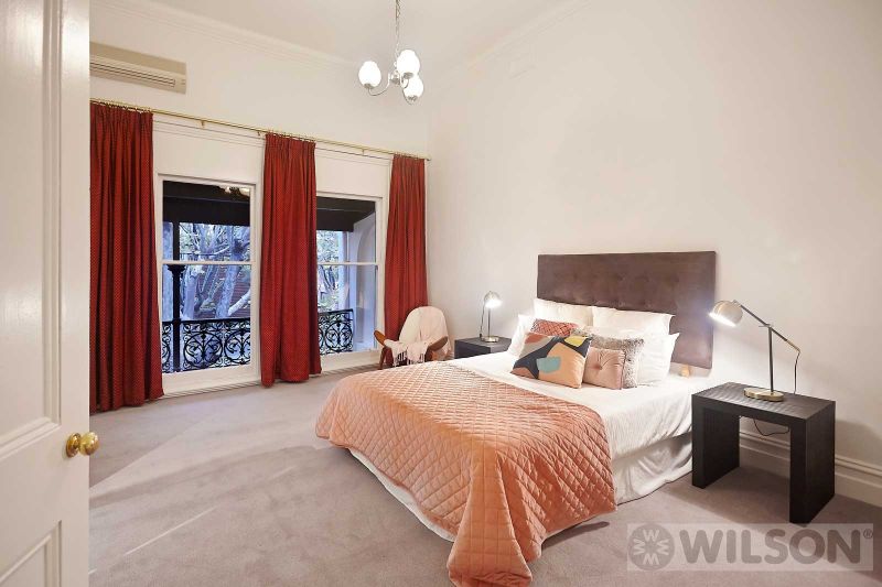 18 Park Street, St Kilda West