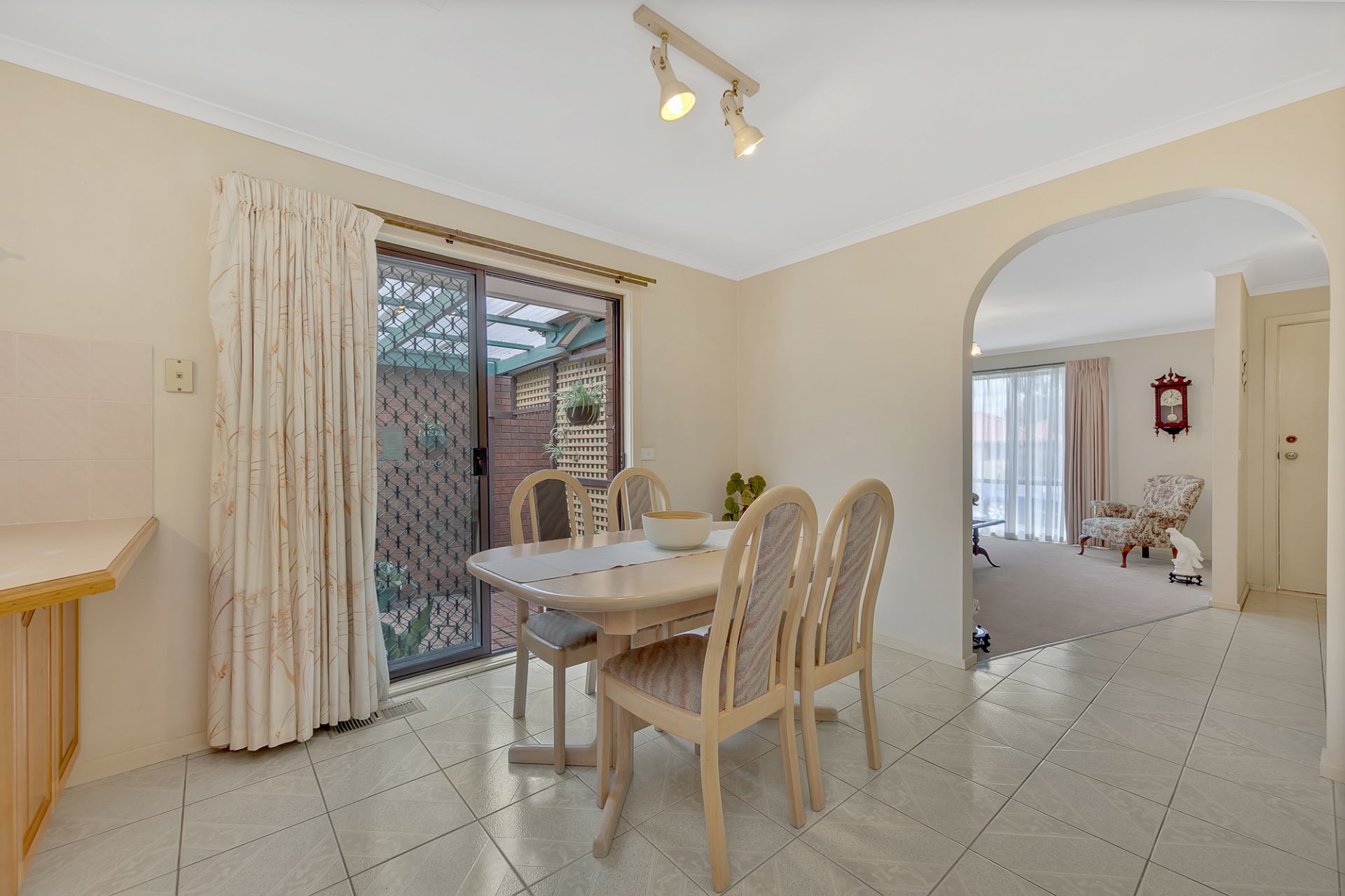 Tailor-Made For Easy Living     Auction This Saturday @ 12.30pm