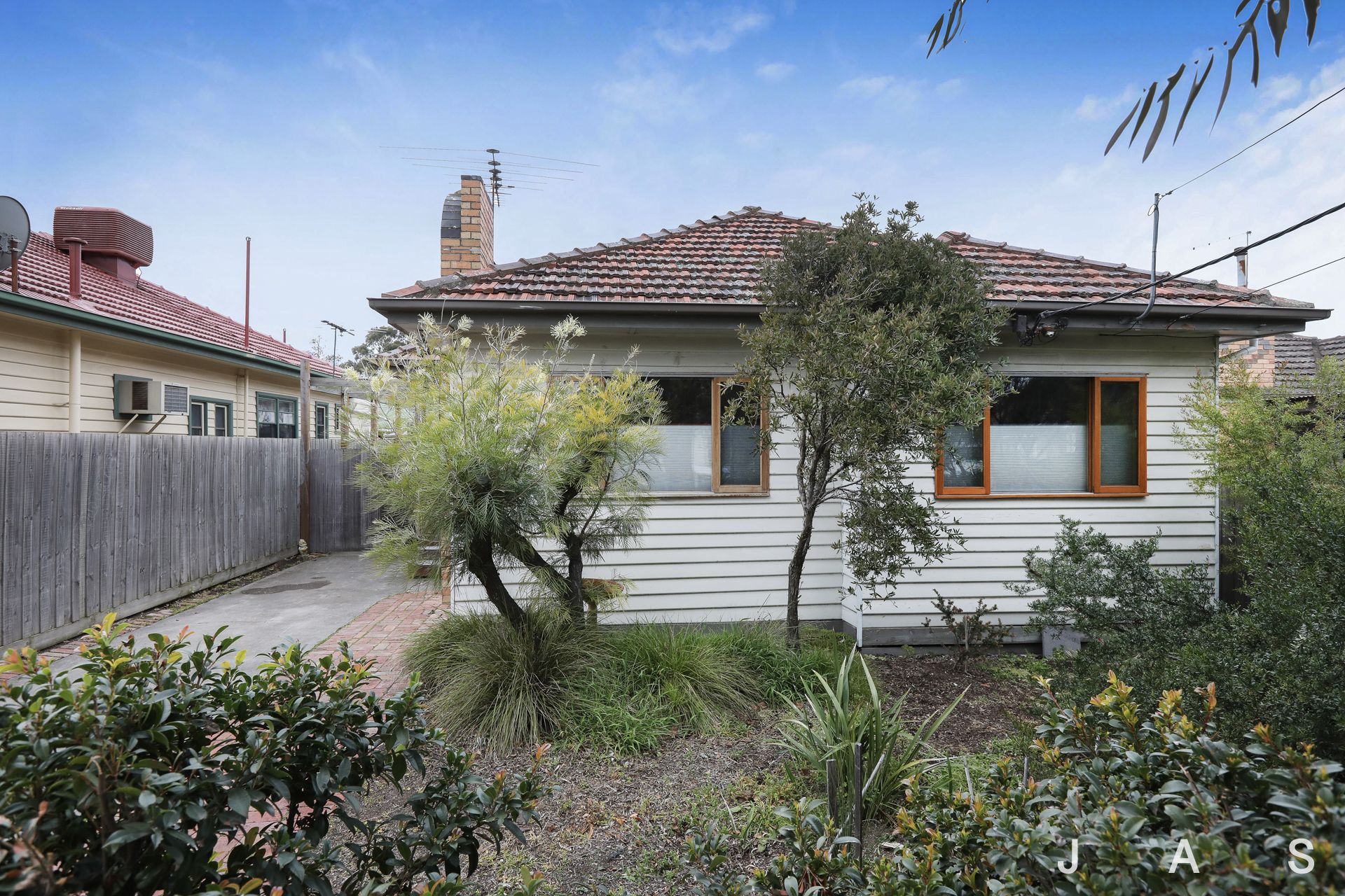 27 Bromyard Street Yarraville VIC, Yarraville - Thumbnail 2