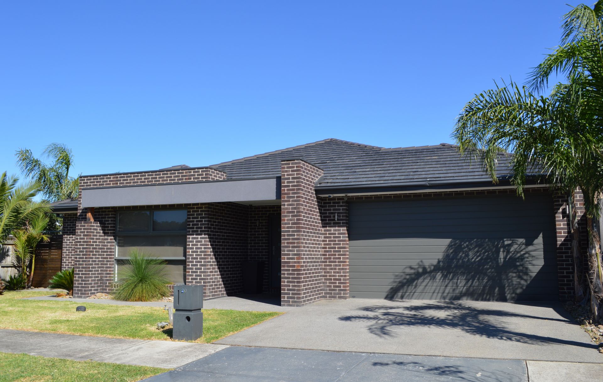 FAMILY DELIGHT OVERLOOKING PARKLANDS  *Insp Thu 11th Jan @ 5:00pm & Sat 13th Jan @ 9:15am*