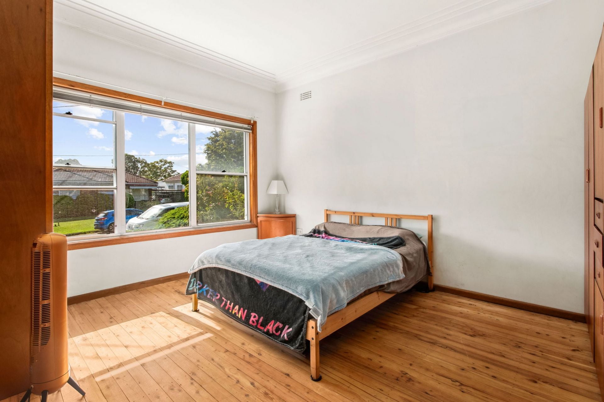 8 Mahnken Avenue Revesby NSW, Revesby - Thumbnail 5