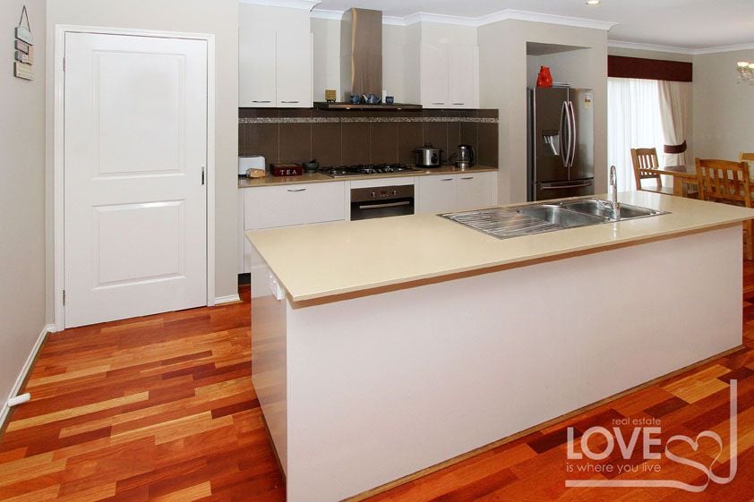 LUXURY LIVING !!!
