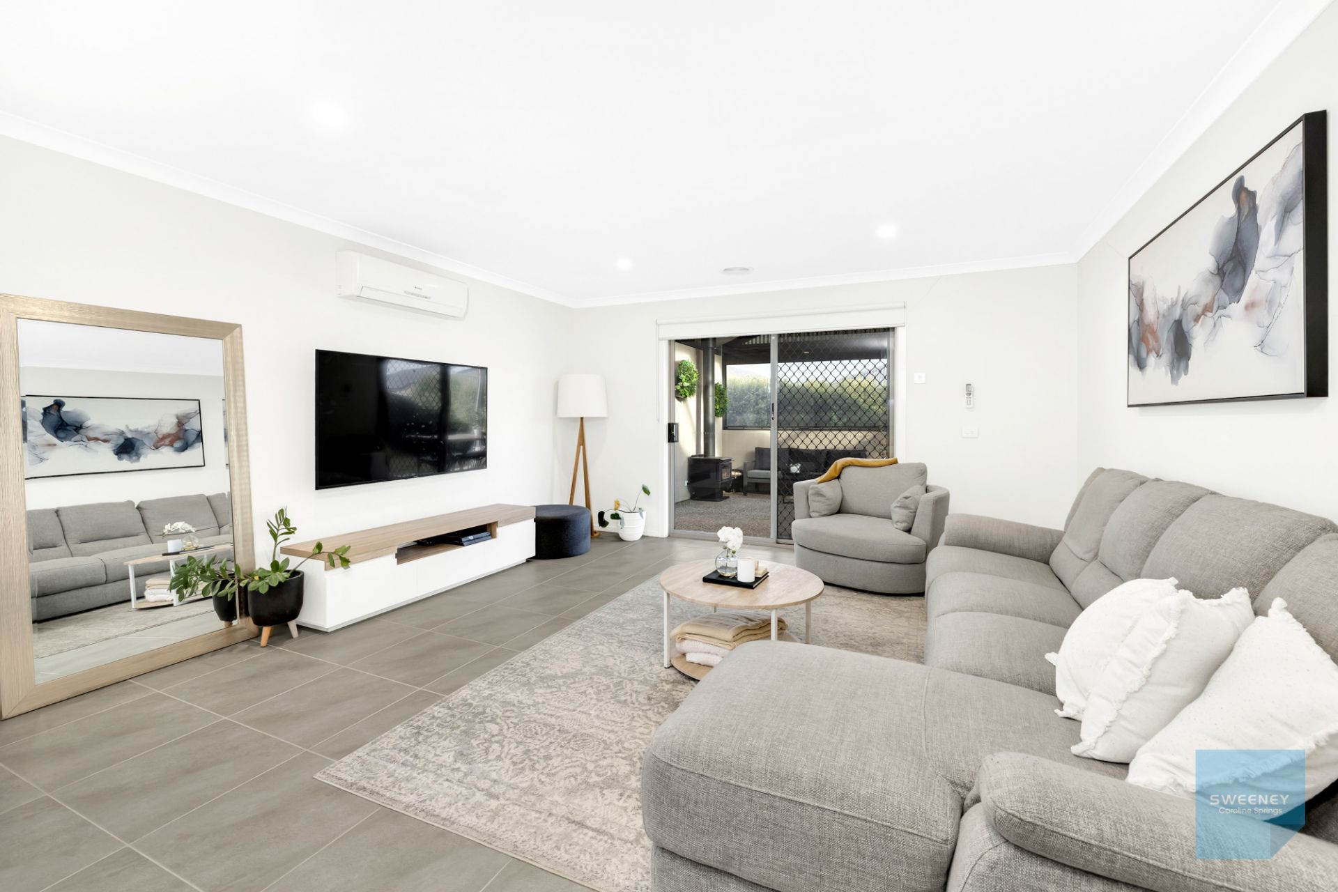 27 Tora Crescent, Fraser Rise - Thumbnail 6