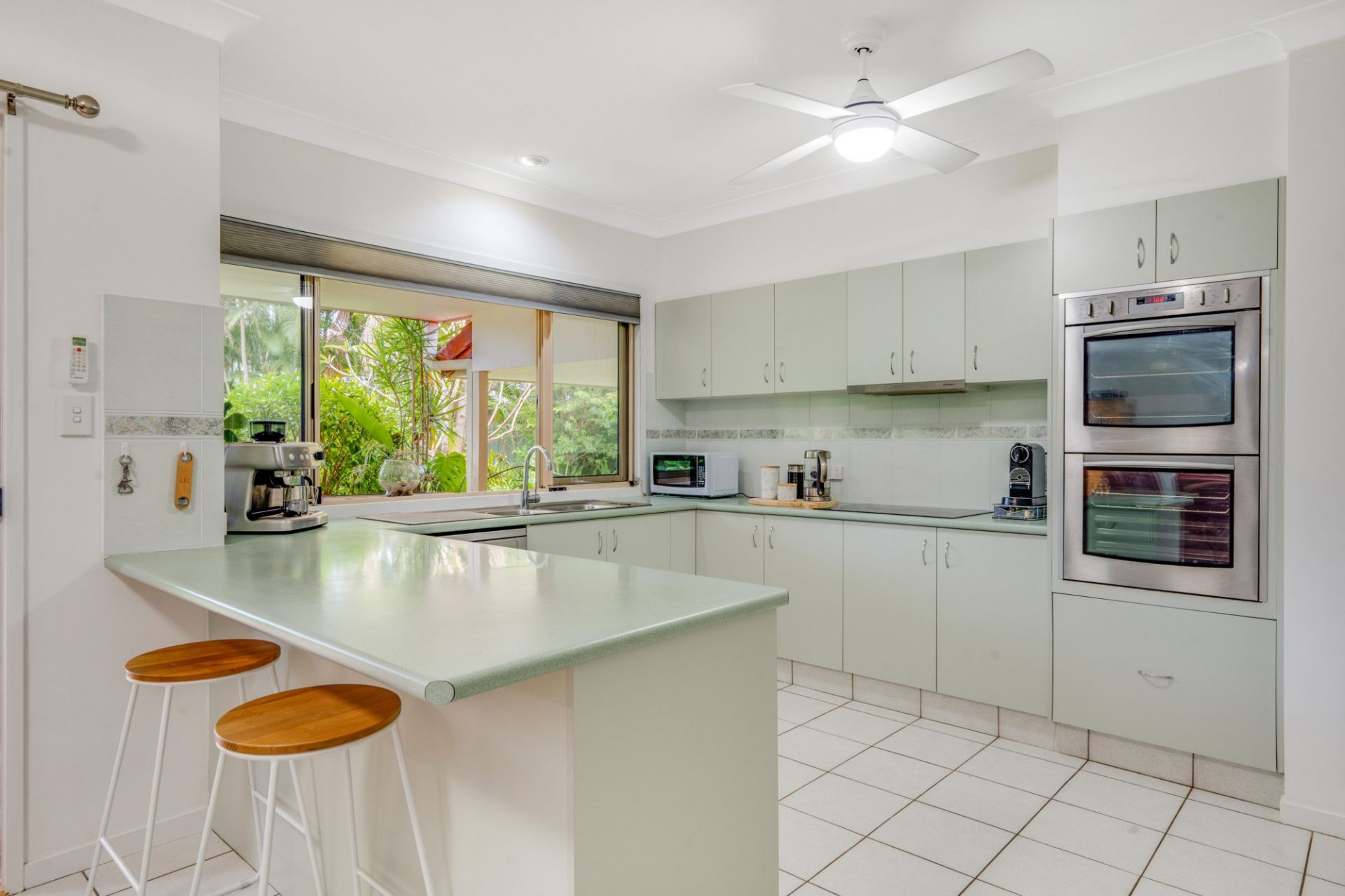25 Moody Court, Parkwood - Thumbnail 6