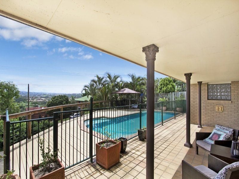 48 Cominan Avenue BANORA POINT NSW, Banora Point - Thumbnail 2