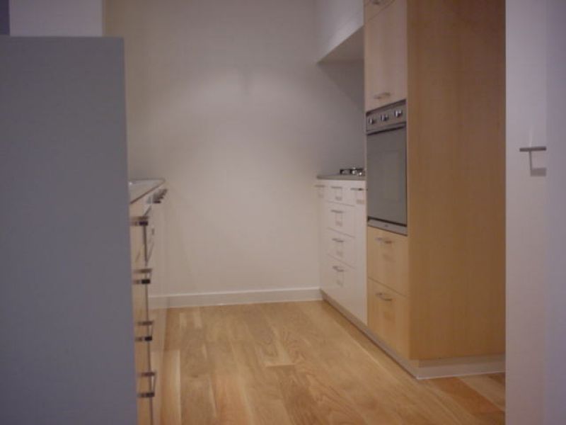 2/15 Liardet Street, Port Melbourne - Thumbnail 5