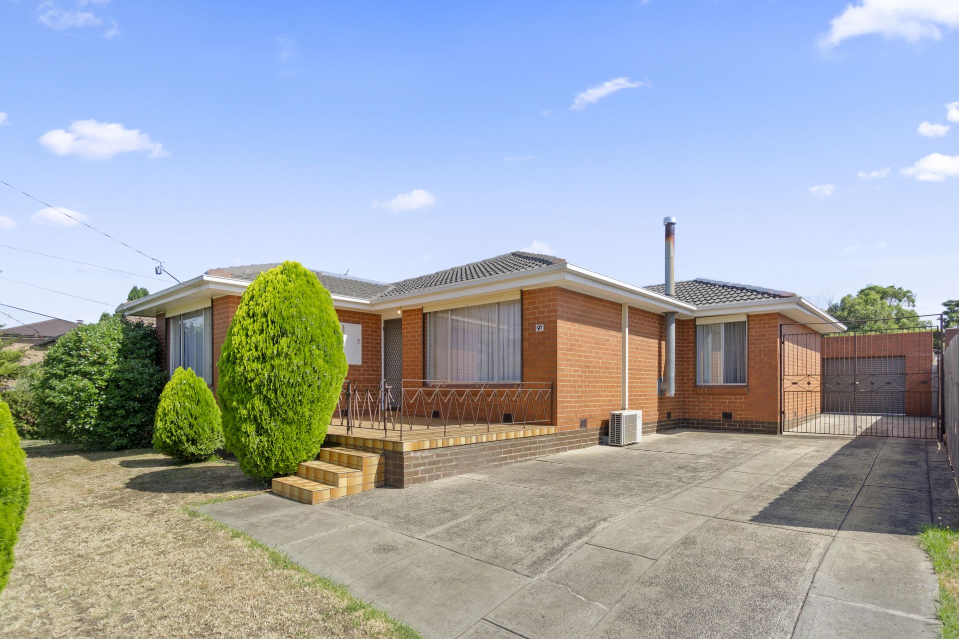 BEAUTIFUL FAMILY HOME