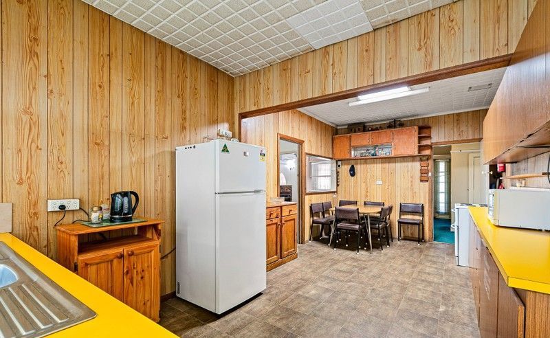 18 Primula Avenue, Brooklyn - Thumbnail 8