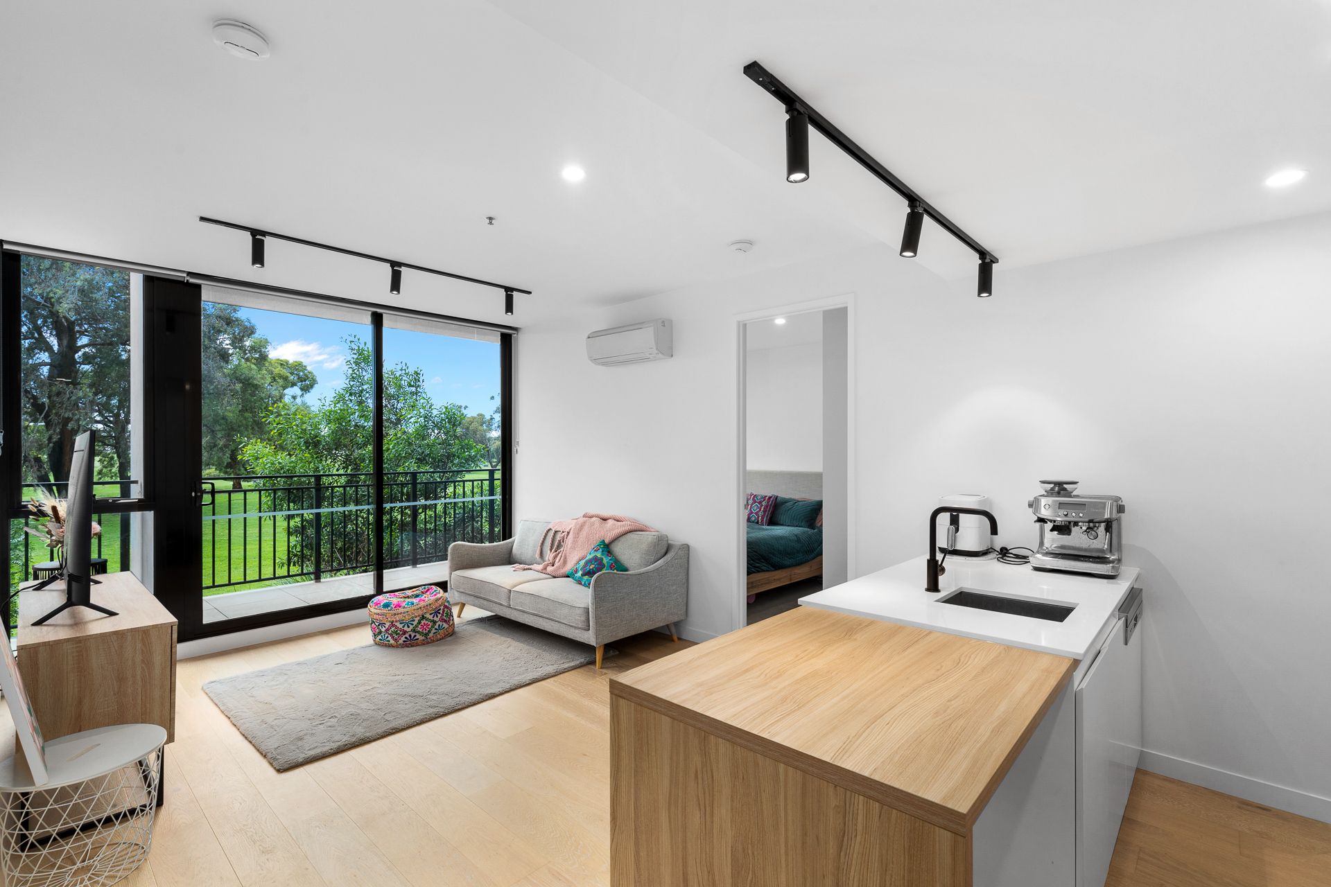 GO4/125 Francis Street, Yarraville - Thumbnail 3