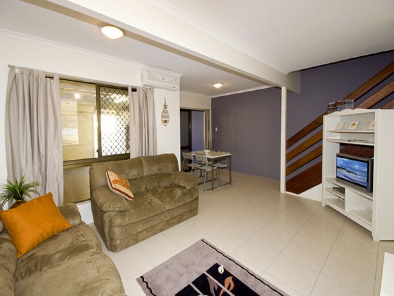 2/16 Blanck Street Maroochydore QLD, Maroochydore - Thumbnail 2