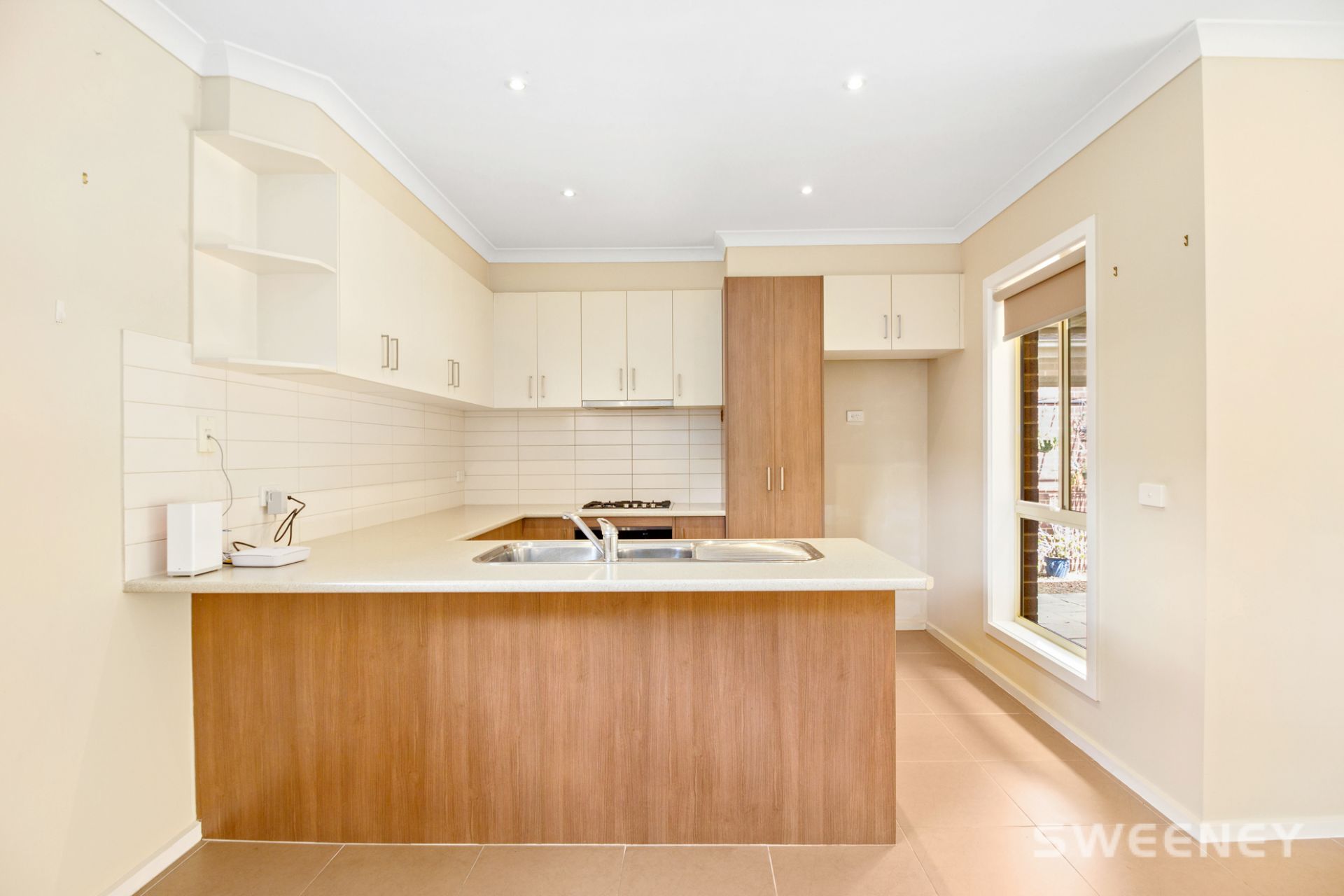 1/56-58 Donald Street South, Altona Meadows - Thumbnail 3