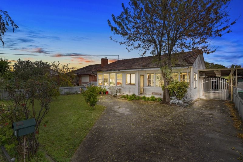 7 Morwell Crescent, Dallas