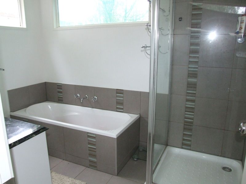 13 Lodge Street, Bacchus Marsh - Thumbnail 7