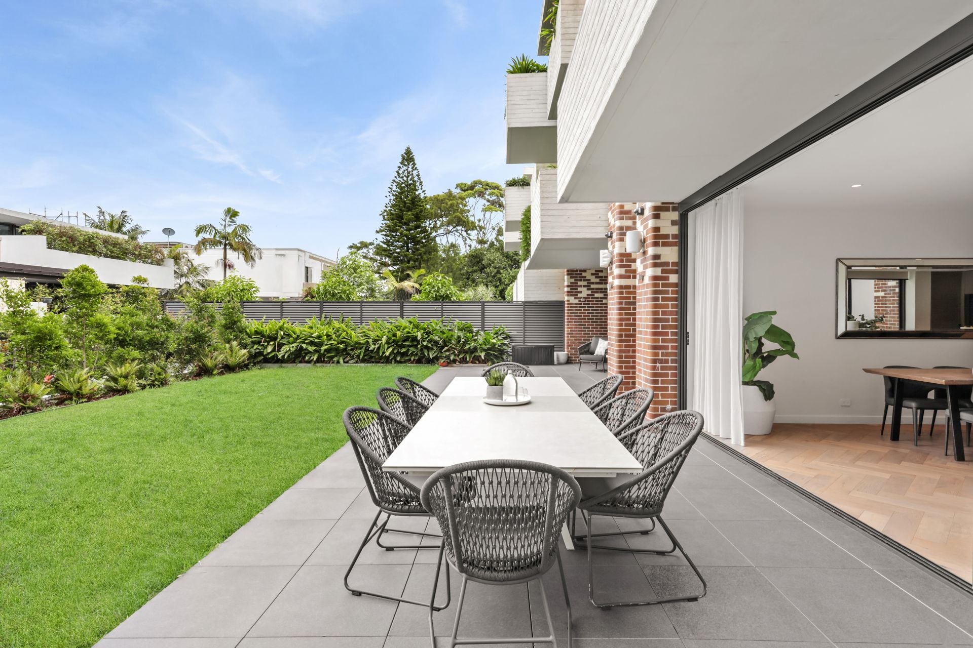 1/33-37 Carlisle Street, Rose Bay, Rose Bay - Thumbnail 2