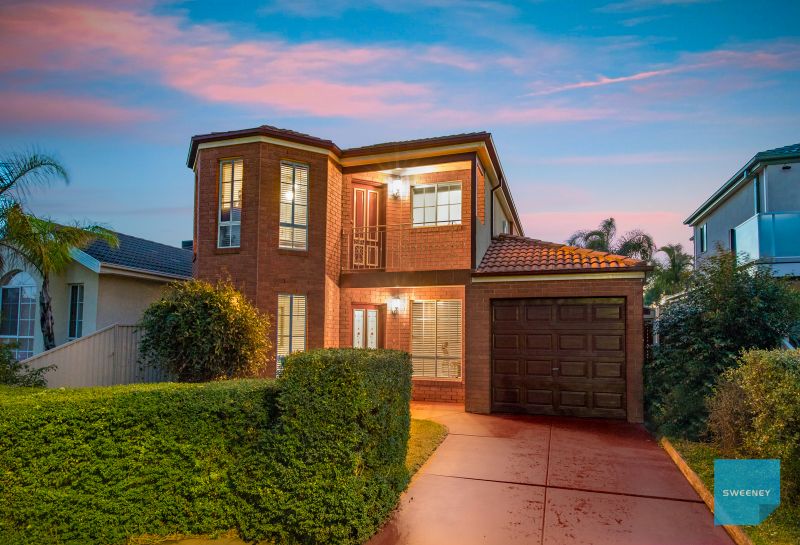 9 Holmes Way, Caroline Springs - Thumbnail 2