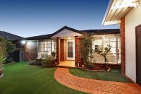 2/13 Bayview Street, Bentleigh East VIC, Bentleigh East - Image 1