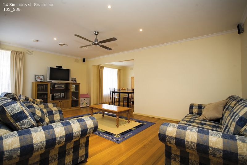 24 Simmons Drive, Altona - Thumbnail 4
