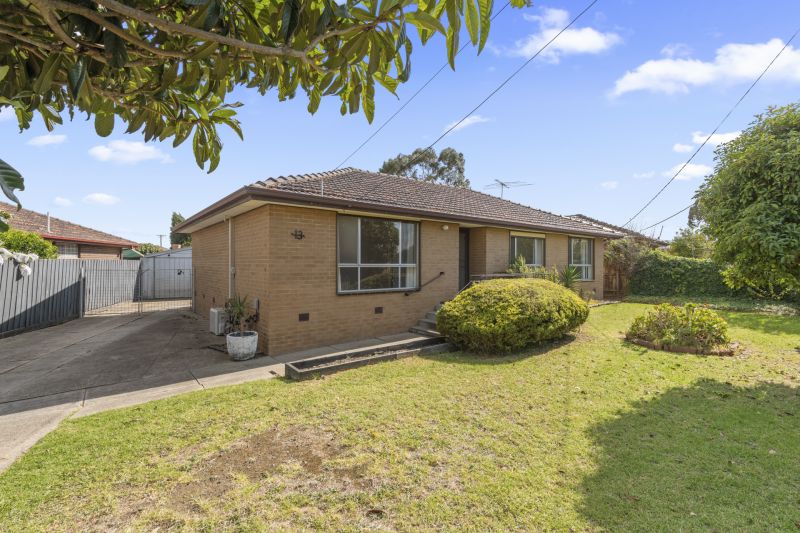 13 Rosemary Drive, Lalor