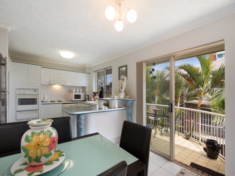 27/15-17 South Street 'Pacific View' KIRRA QLD, ' Kirra - Thumbnail 5