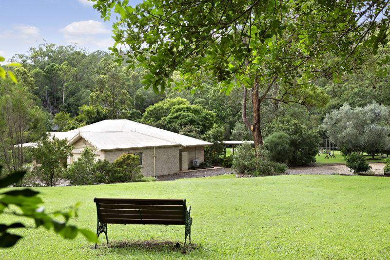 Real Estate For Sale 5 Waterfall Drive Wongawallan , QLD