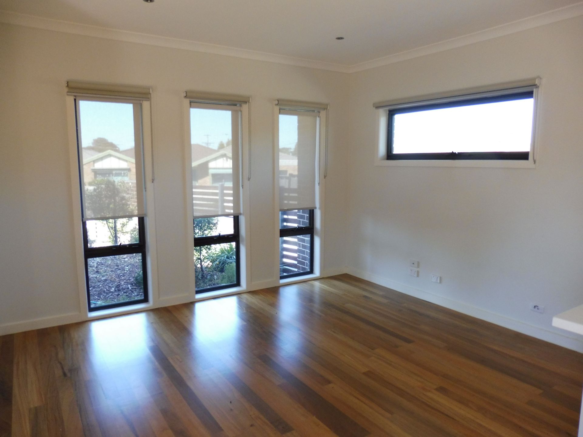 PRIME LOCATION & CLOSE TO ALL AMENITIES