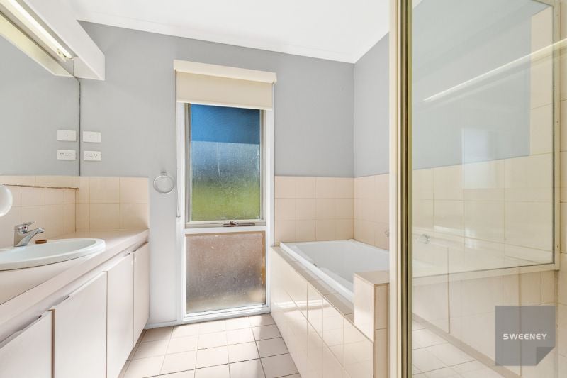 8 Swans Road, Darley - Thumbnail 8