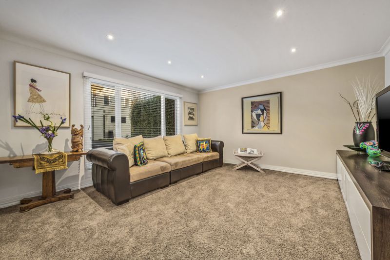 16 Scotch Circuit, Hawthorn - Thumbnail 2