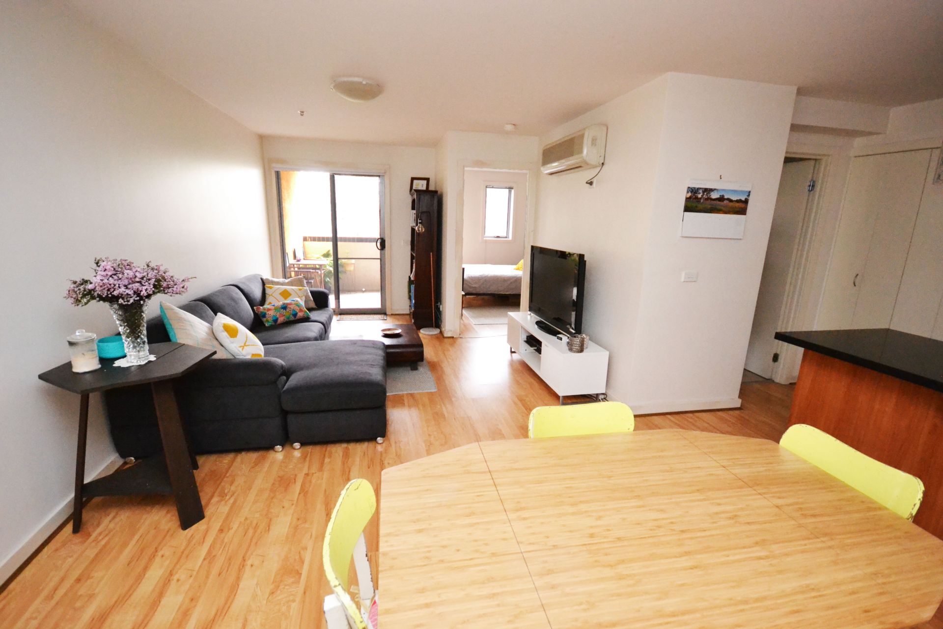 CUTE, COSY AND CONVENIENTLY LOCATED