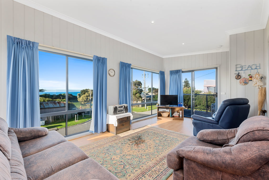 35 Casino Avenue APOLLO BAY VIC, Apollo Bay - Thumbnail 2