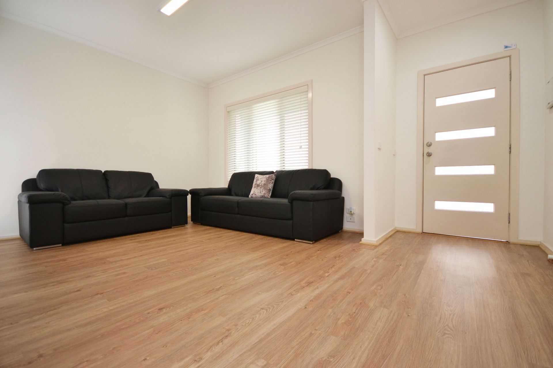LOOKING FOR A NICE PLACE TO LIVE! This one is worth checking out.