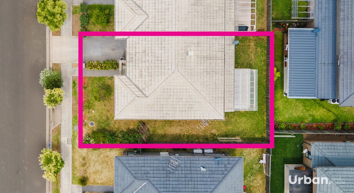 Bardia 56 Ingleburn Gardens Drive